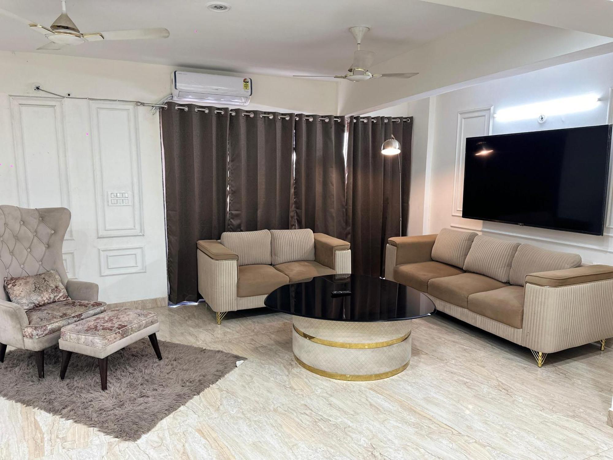 Sky Villa With Private Pool Noida Esterno foto