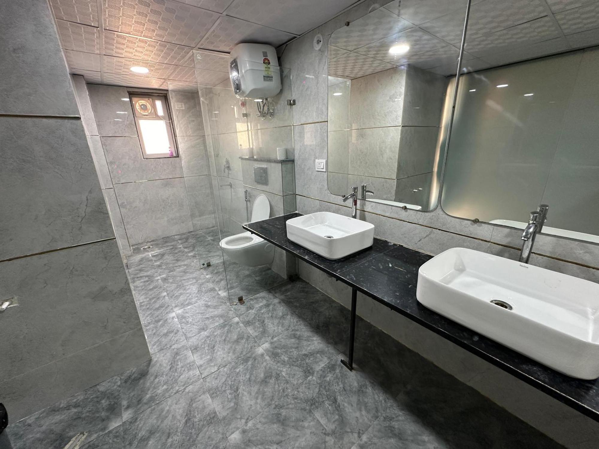 Sky Villa With Private Pool Noida Esterno foto
